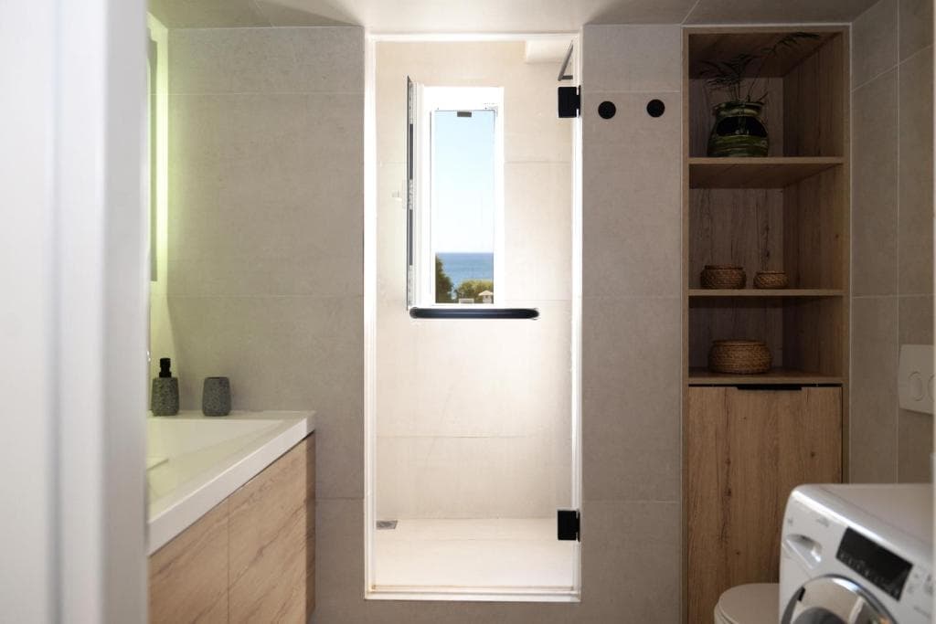 Stylish bathroom details
