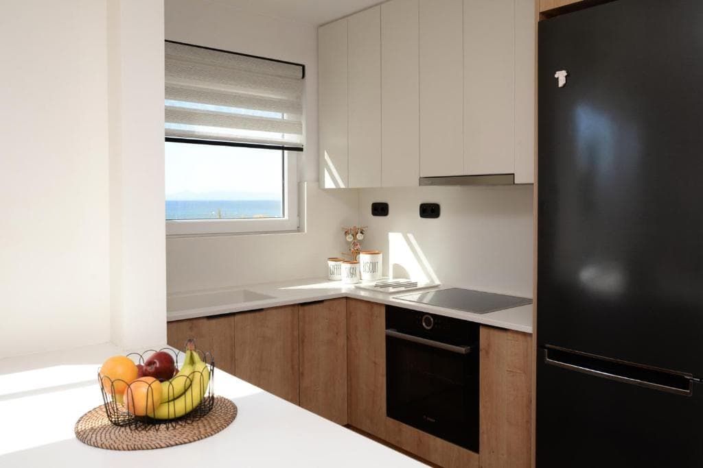 Fully equipped modern kitchen