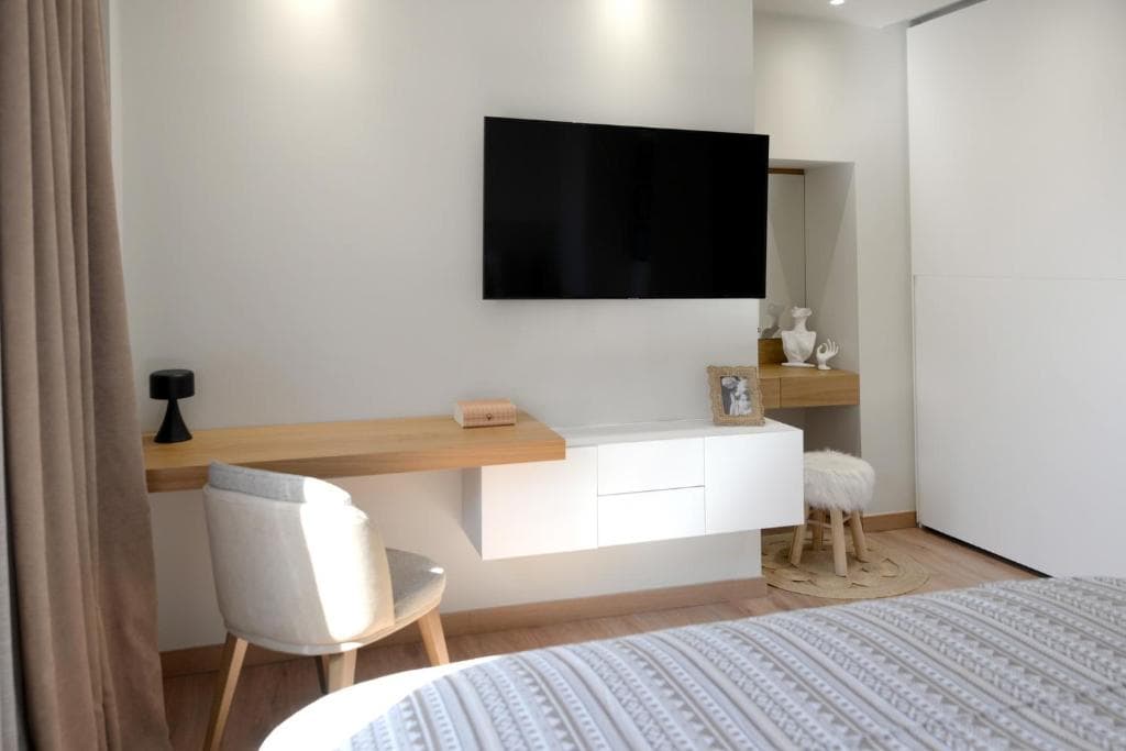 Astric SeaView Penthouse bedroom with stunning sea view