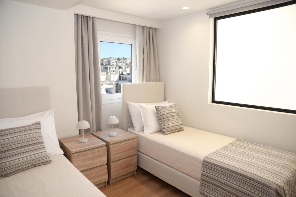Cozy second bedroom
